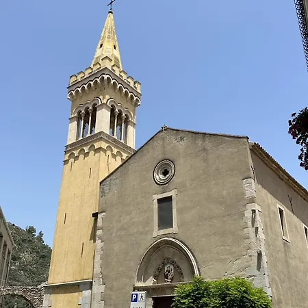 Daire Donna Franca Taormina